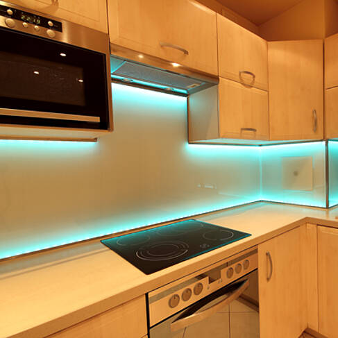 Küchenrückwand aus Glas mit LEDs
