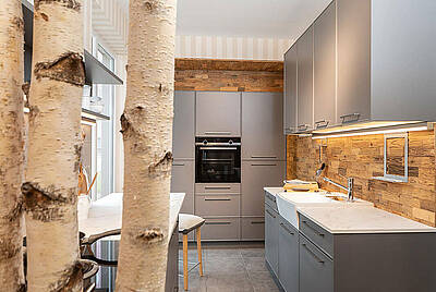 Küchenrückwand aus Holz