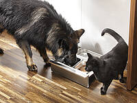 Für Hund und Katz bleibt das Futter geruchlos im Sockel Ihrer Küche verstaut.