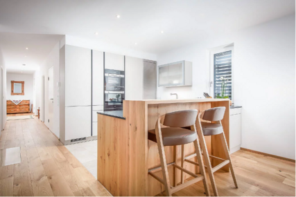 symbolbild-integrierte-bar-in-kleiner-kueche