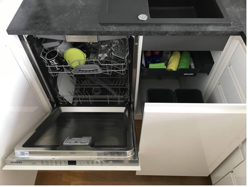 symbolbild-kleiner-geschirrspueler-bei-wenig-platz-in-kueche.jpg